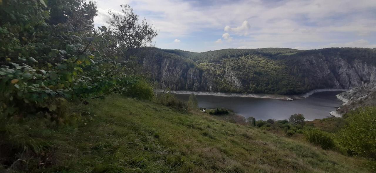 Biserna Dolina Uvac Sjenica Kültér fotó